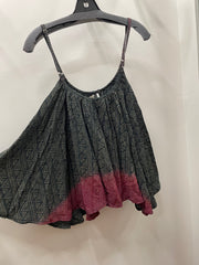 Prosperity Tank #263 by Kantha Bae