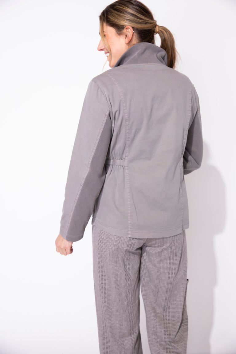 Salt Wash Snap Jacket in Fog by Escape