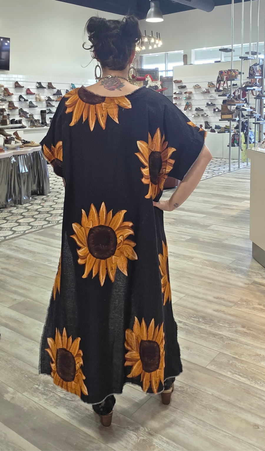 Hi-Low Sunflower Fields Top