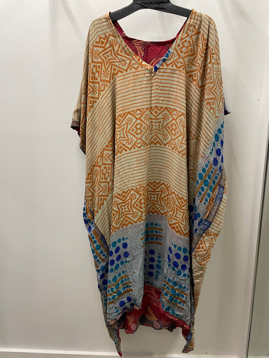 Float On Muu #111 by Kantha Bae