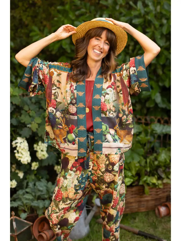 Stay Gold Cropped Pixie Kimono by Market Of Stars