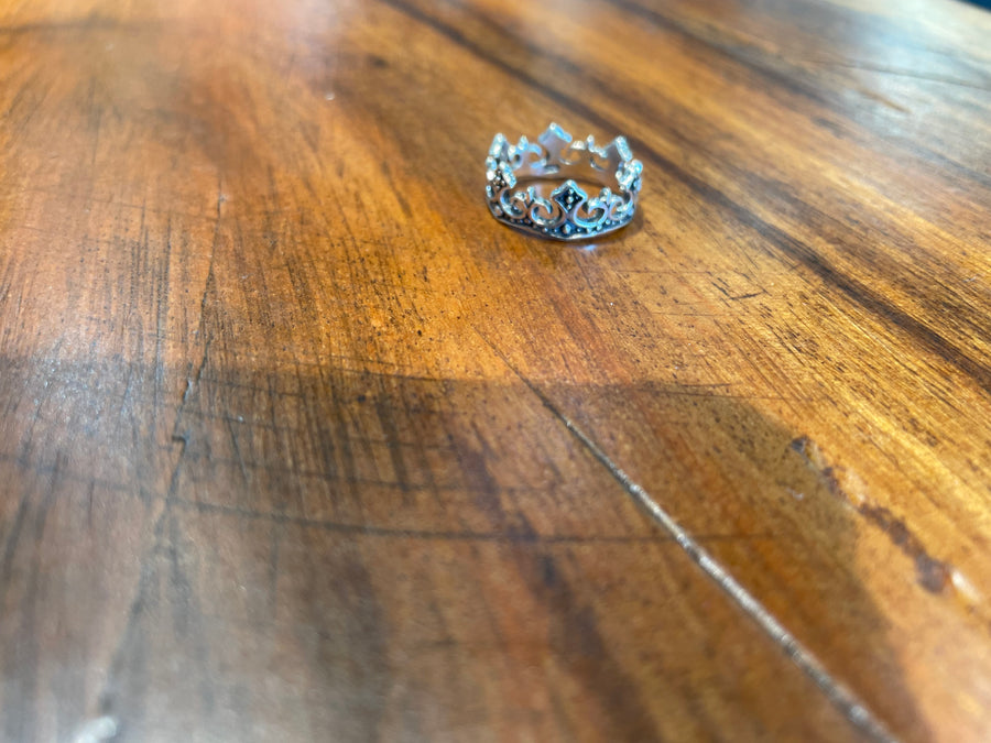 Queenie Ring in Silver