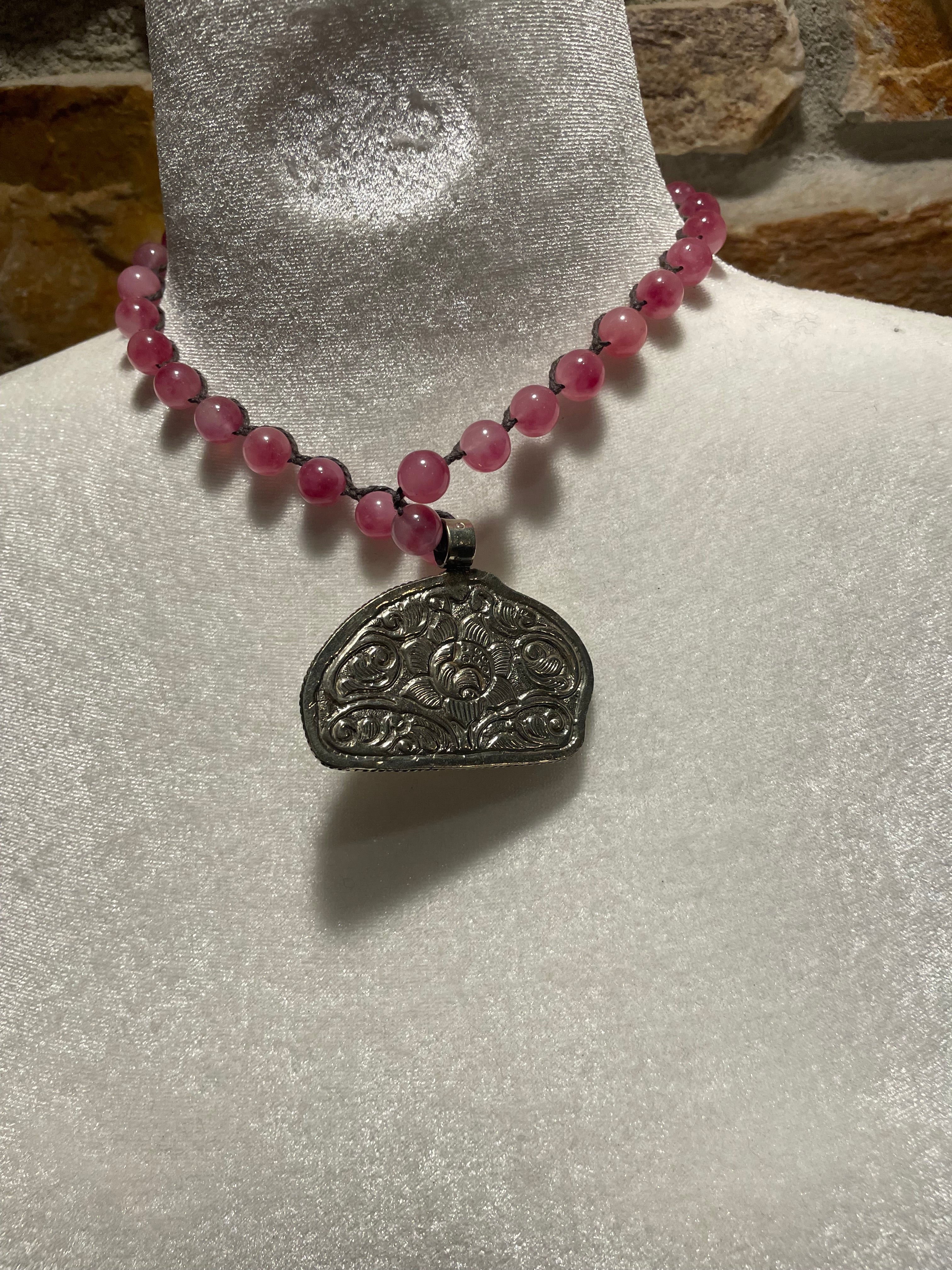 Carved Bunny Short Necklace