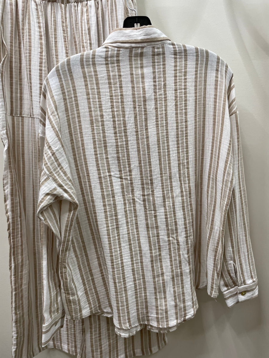 Coastal Chic Button Top