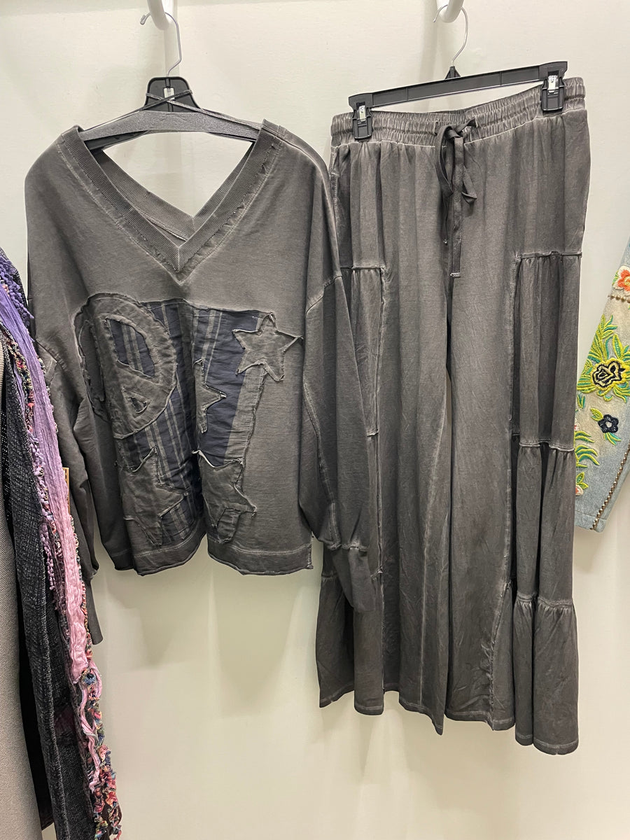 Double V Star Sweatshirt