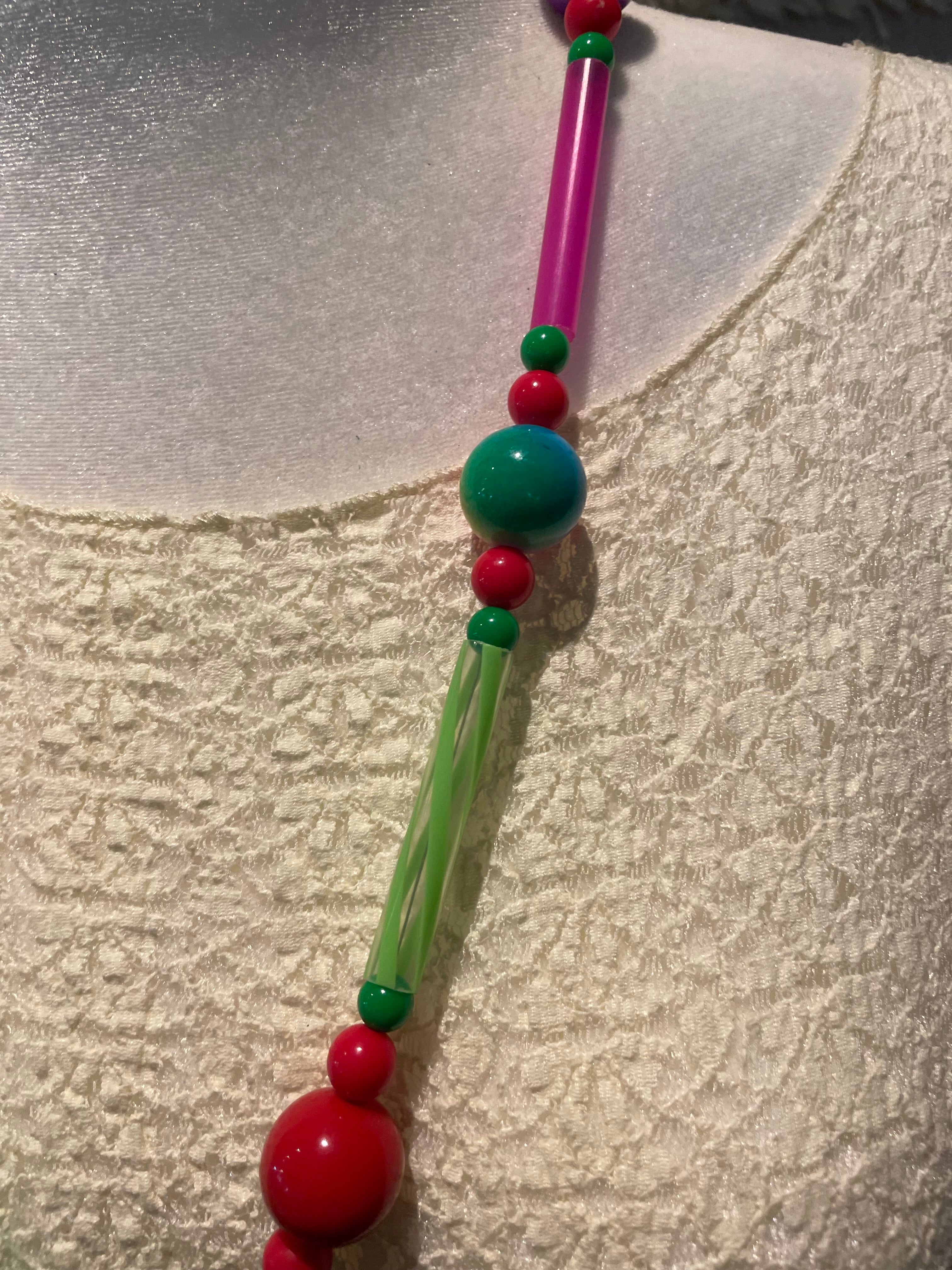 Retro Boho Fun Crackle Necklace by Lori