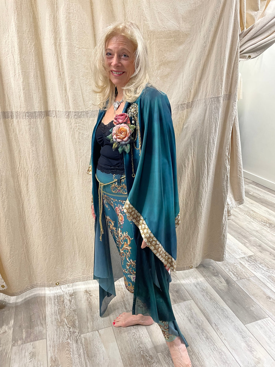 IPNG Design Kimono Cardigan in Love Language