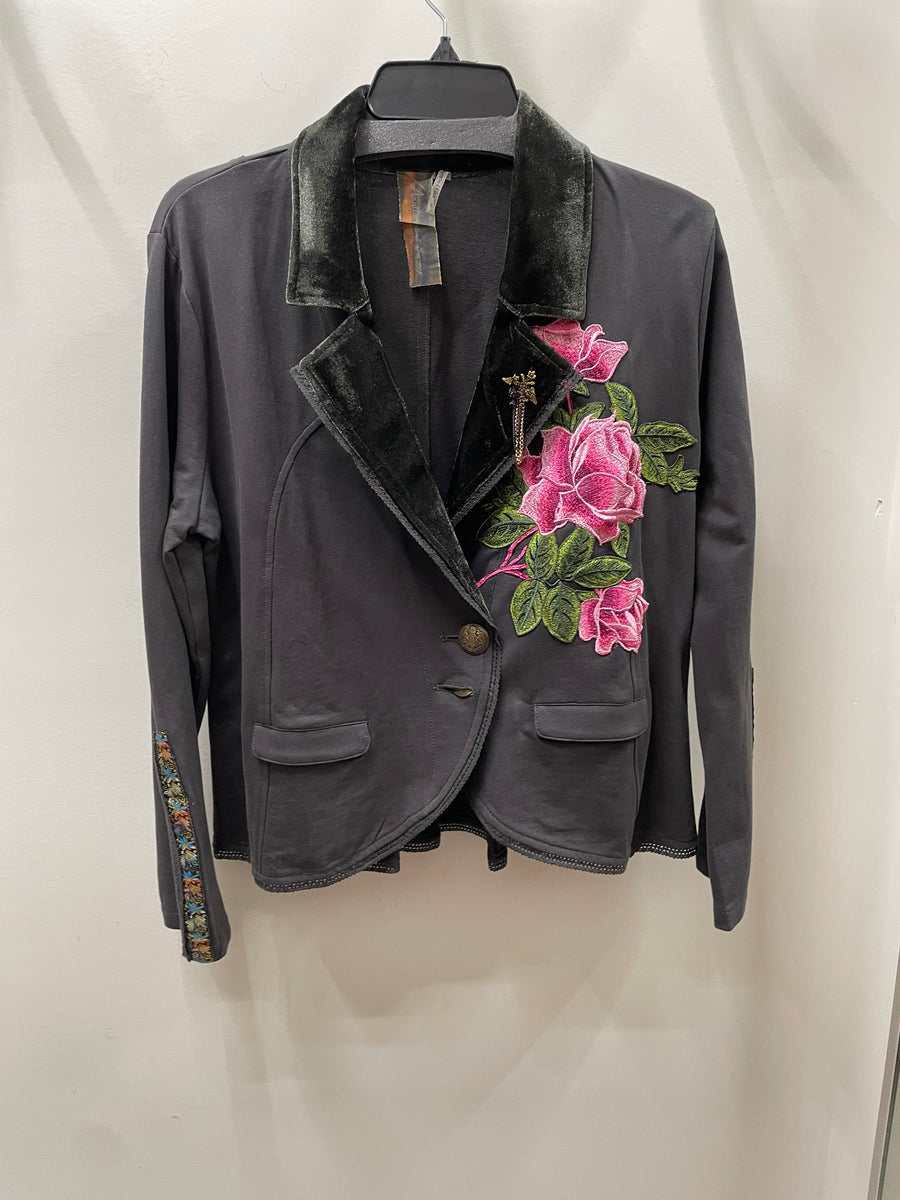 Colonel Jacket by Aratta