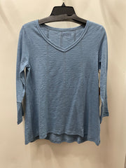 Freedom V-Neck Tee by Escape