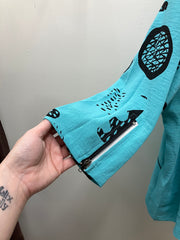 Horn Button Top by Creations