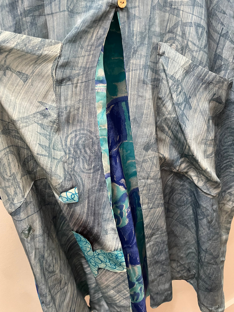 Duality Split Muu #033 by Kantha Bae