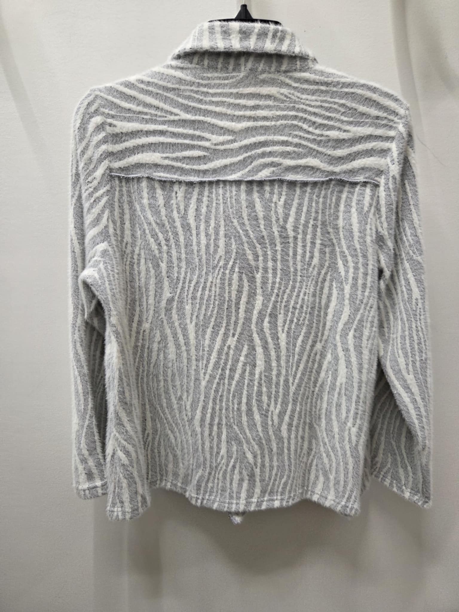 Square Button Top by Creations