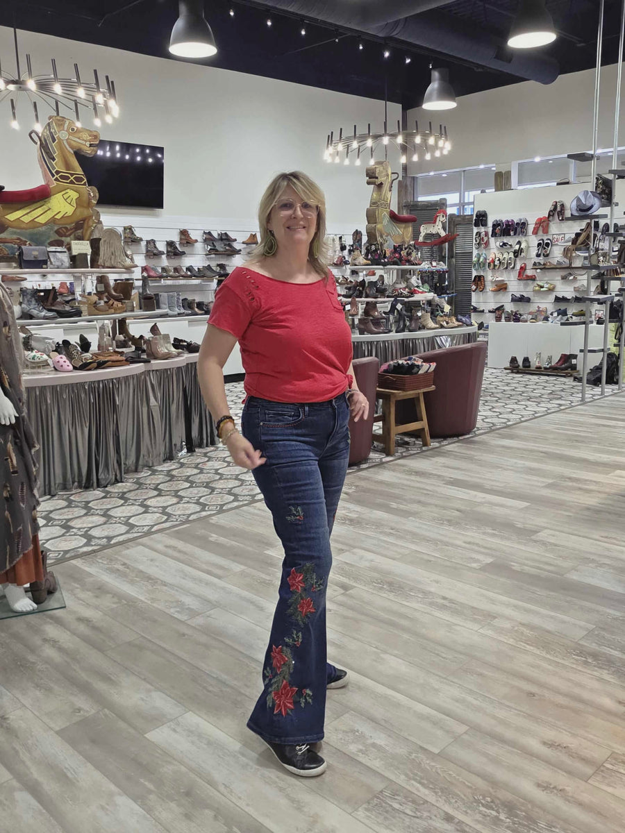 Farrah Jean in Poinsetia by Driftwood