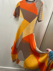 Retro Sunset Pleat Maxi Dress