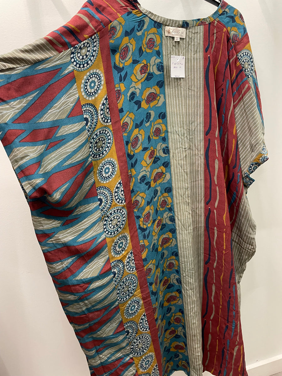 Float On Muu #119 by Kantha Bae