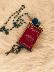 Nutmeg Tin Necklace by Gina