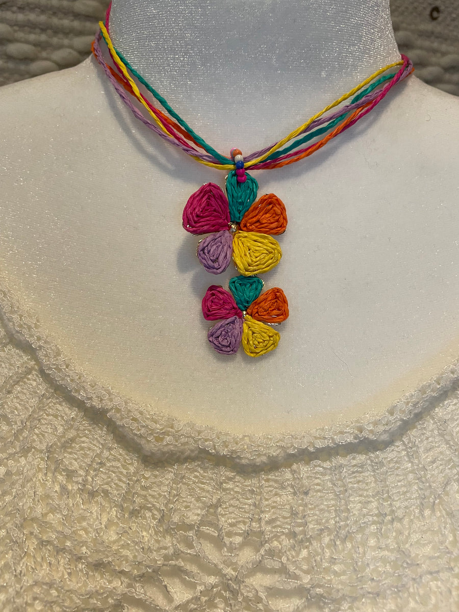 Rattan Double Flower Necklace