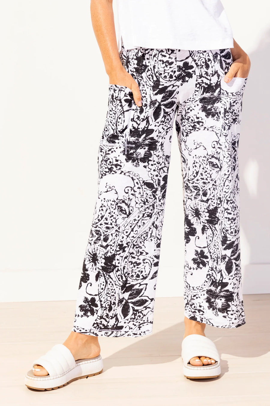 Paisley Scroll Cotton Slub Pocket Flood Pant