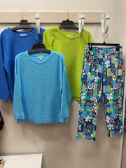 Island Hand Block Pocket Capri by Escape