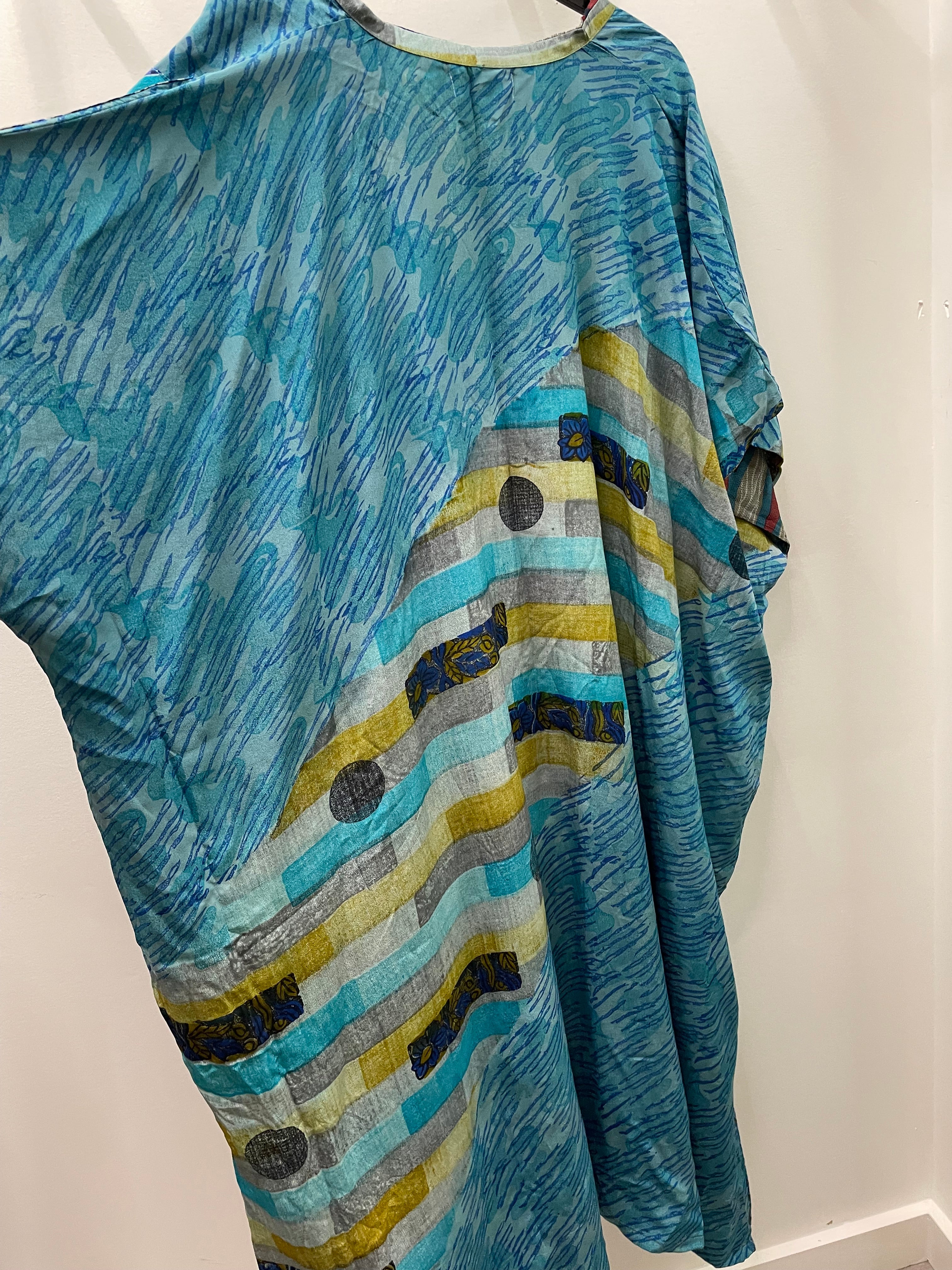 Float On Muu #119 by Kantha Bae