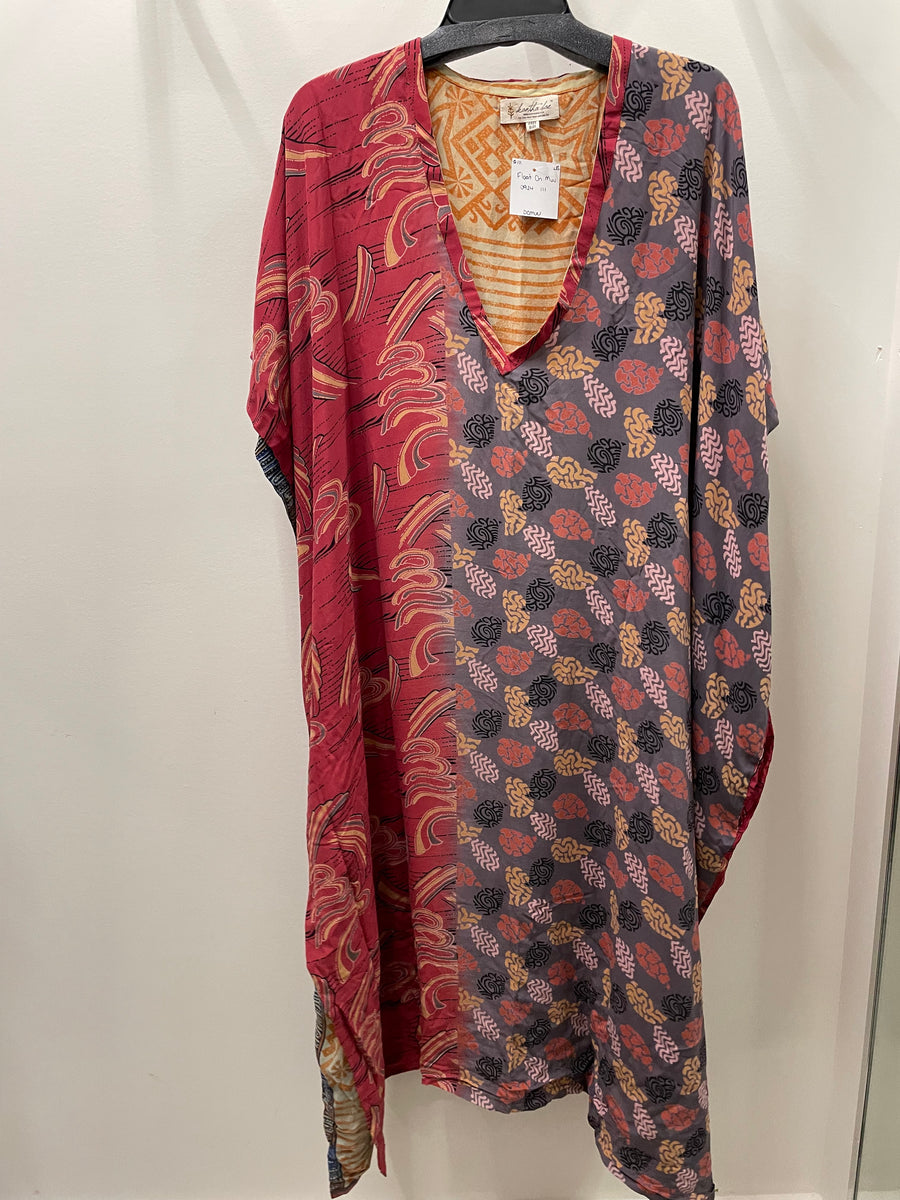 Float On Muu #111 by Kantha Bae