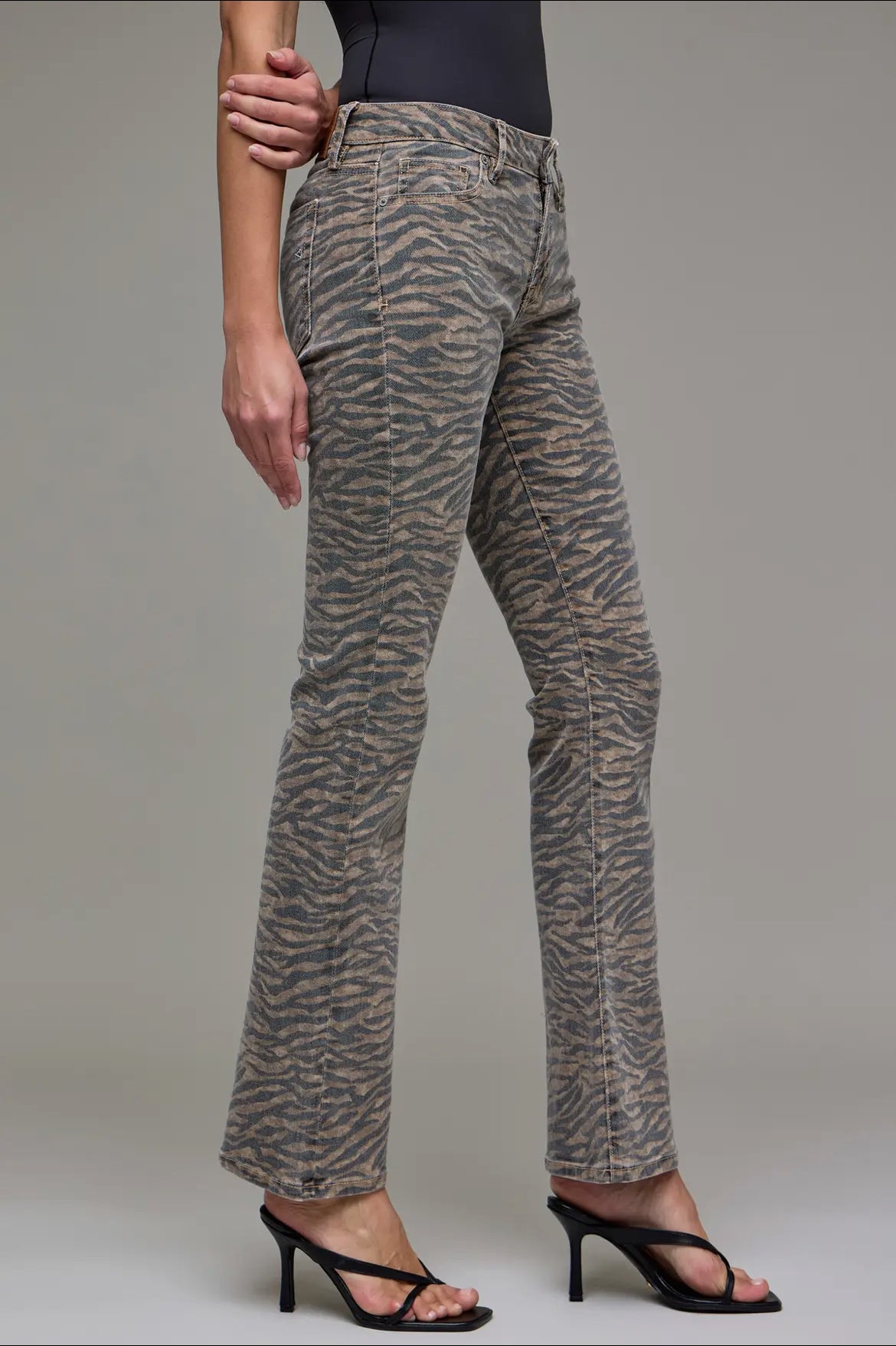 Tiger Ryan Low Rise Boot Cut Jean by Hidden Jeans