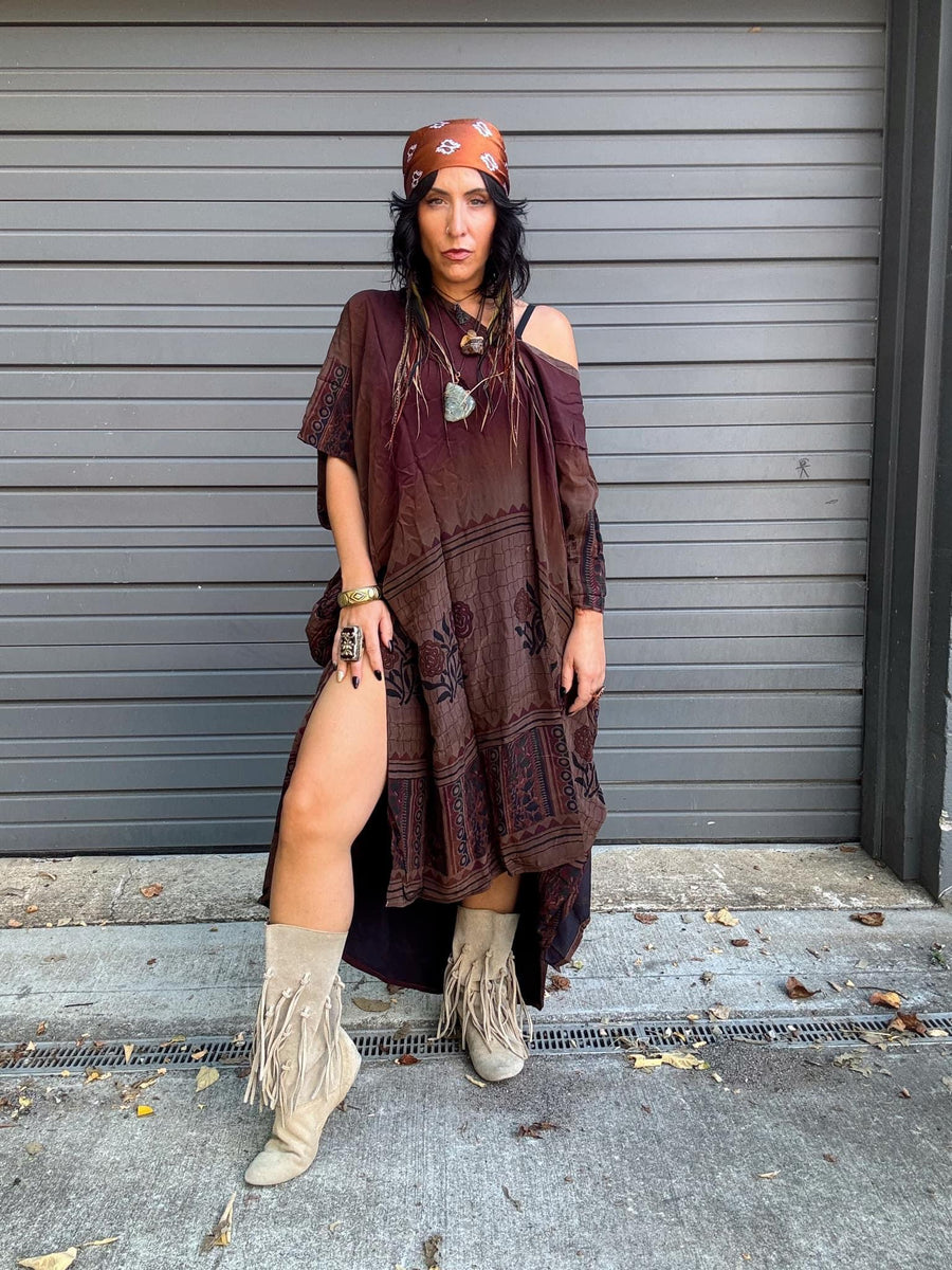 Float On Muu #119 by Kantha Bae