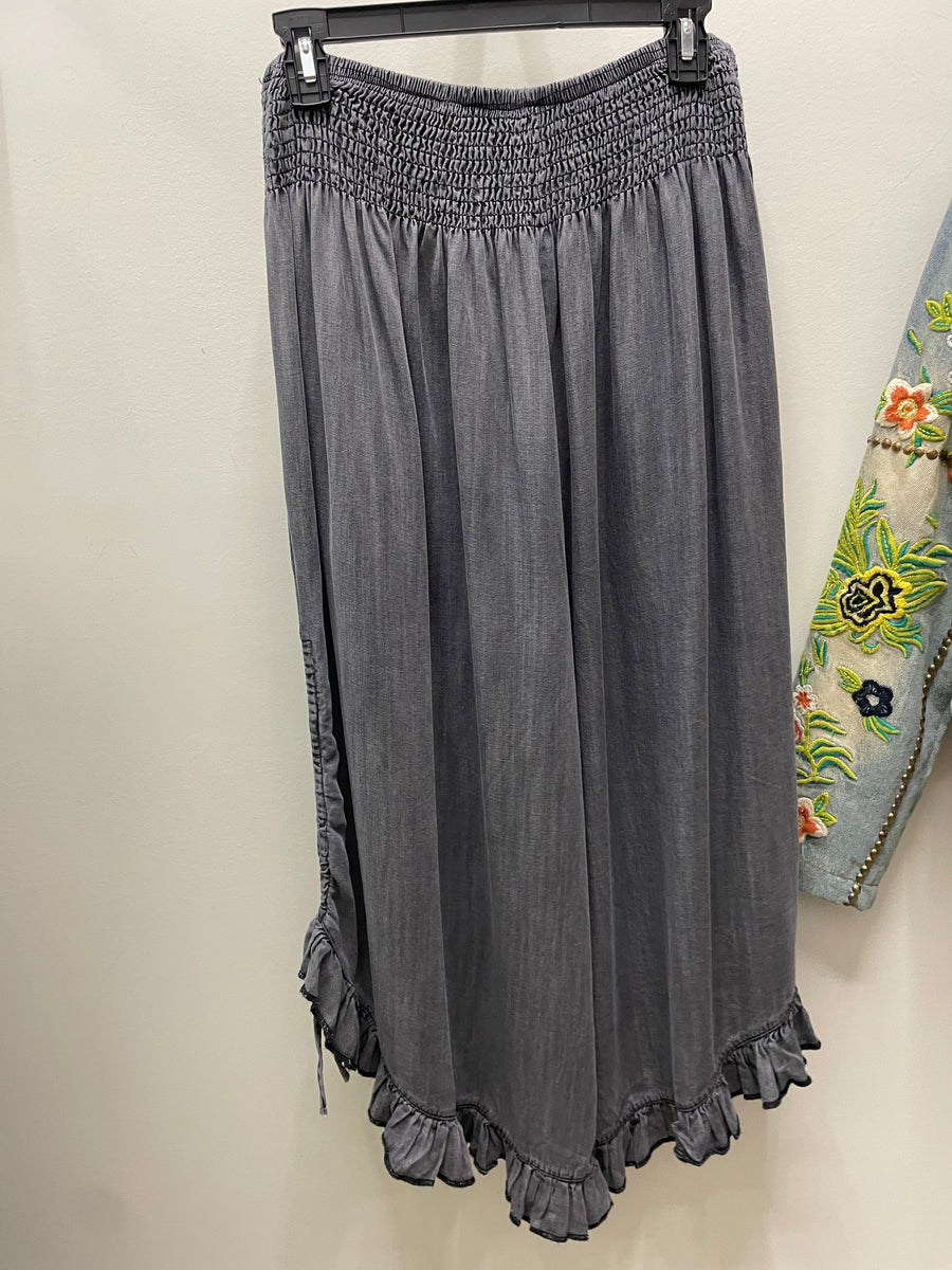 Chambray Bloomer Pants by Origami