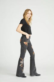 Farrah Jean in Hallucination by Driftwood