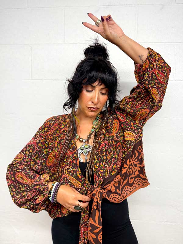 Opal Shrug #020 by Kantha Bae