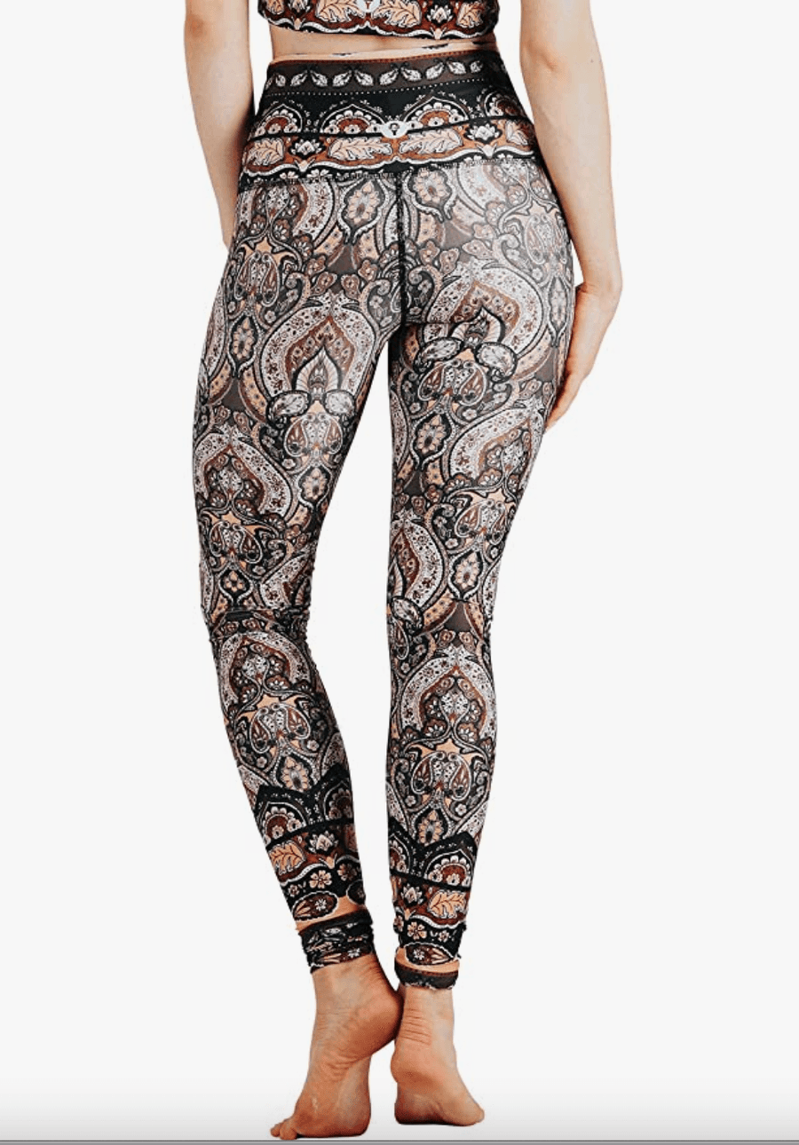 Yoga Democracy Printed Leggings in Espresso Yourself 1103133 - Robin Boutique-Boutique 