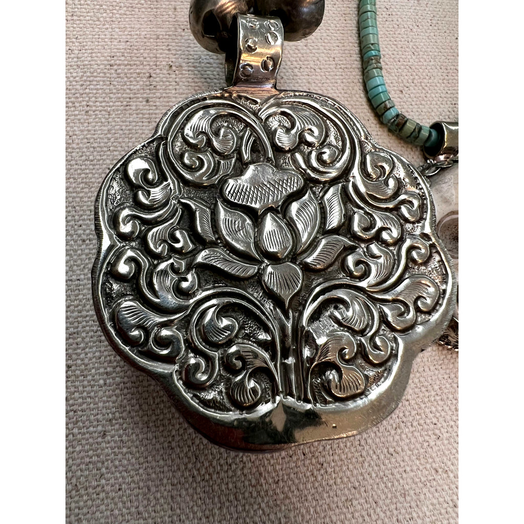 Handmade Large Carved Labrodite Rose with Silver Necklace - Robin Boutique-Boutique 