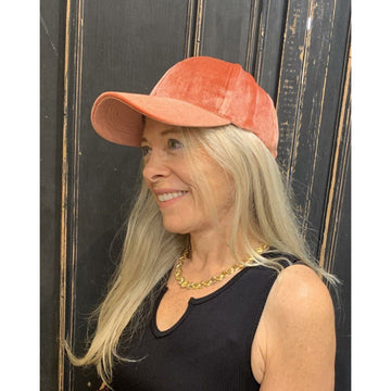 Casual Velvet Baseball Cap - Robin Boutique-Boutique    &.  Reloved Fabrics